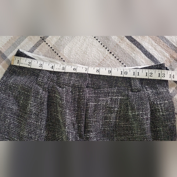 TOPSHOP TEXTURED HIGH RISE WIDE LEG CROPPED DRESS PANTS WITH POCKETS - Picture 4 of 6